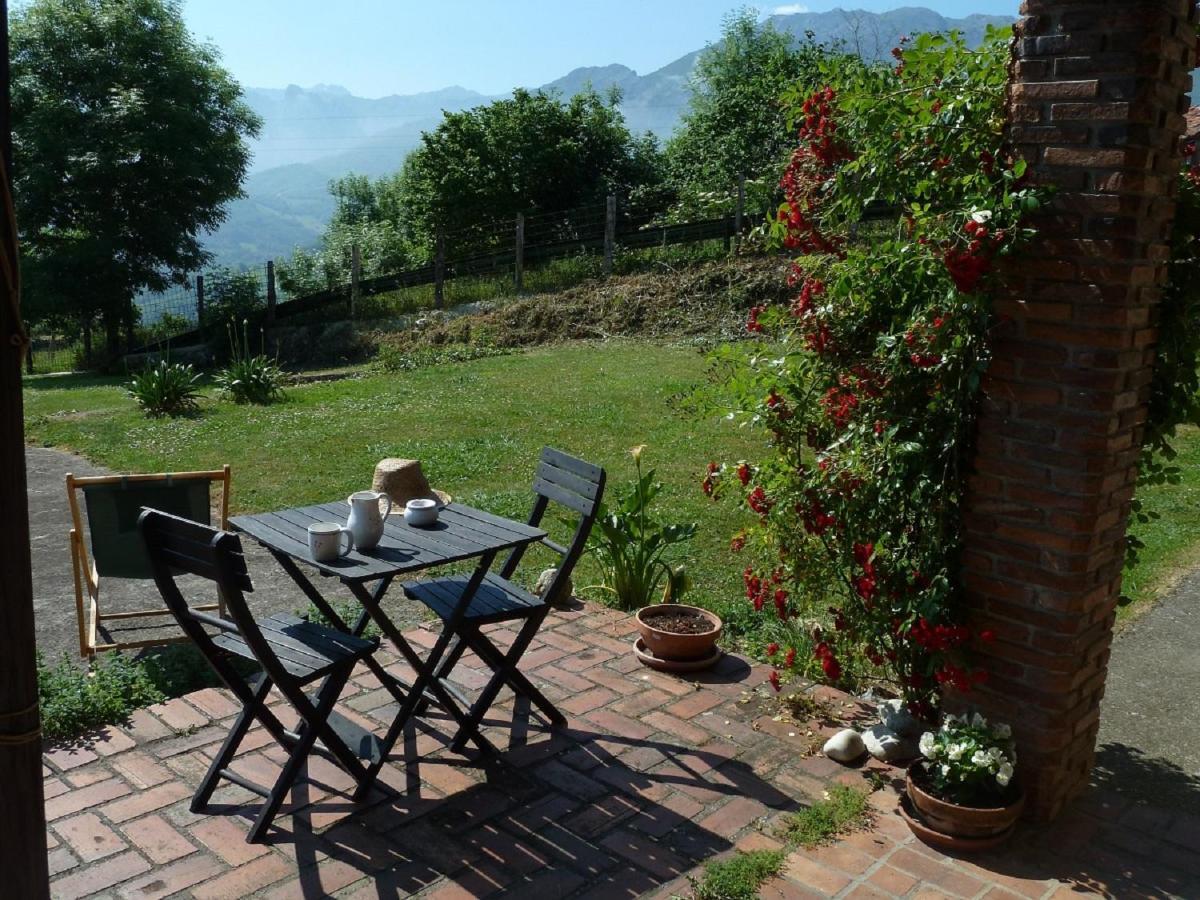 Casa Rural La Cortina Pandiello ภายนอก รูปภาพ