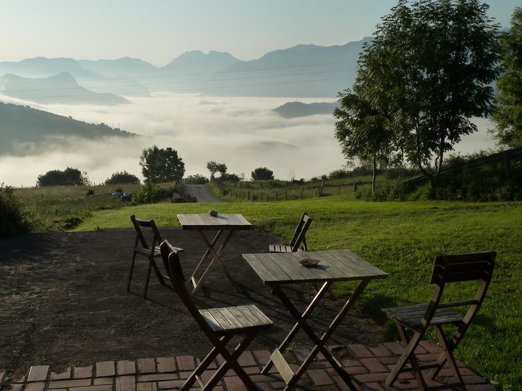 Casa Rural La Cortina Pandiello ภายนอก รูปภาพ