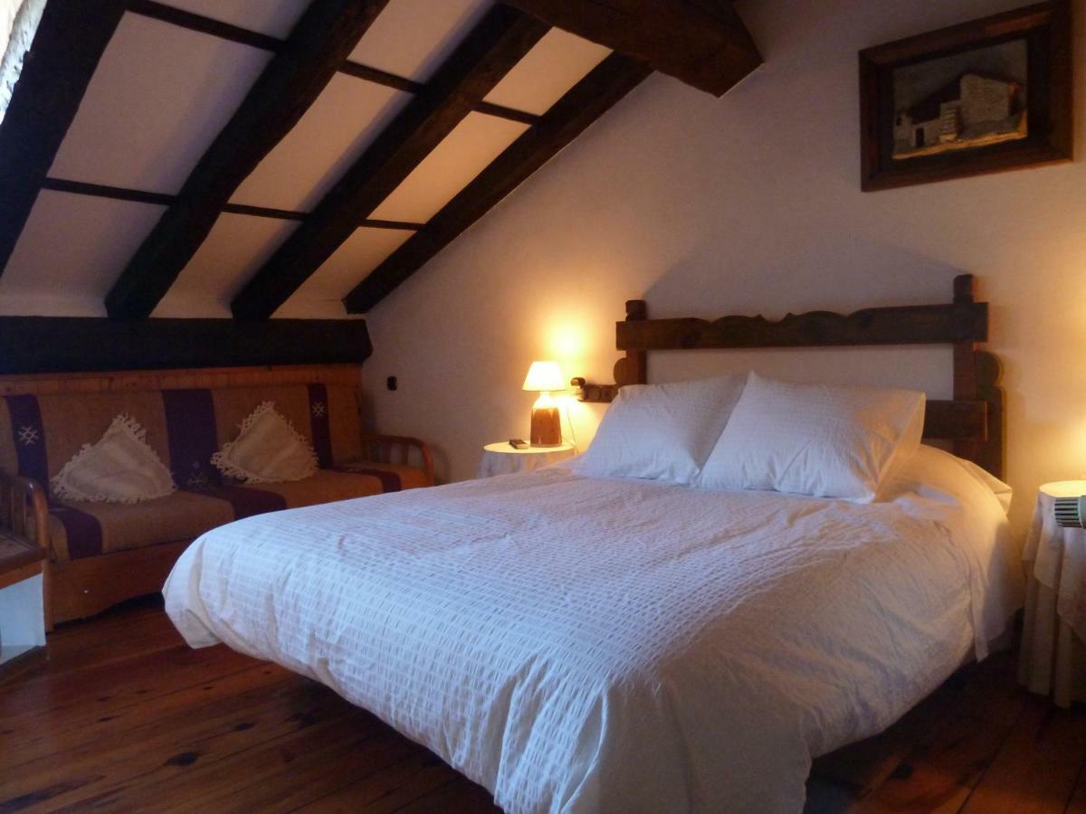 Casa Rural La Cortina Pandiello ภายนอก รูปภาพ