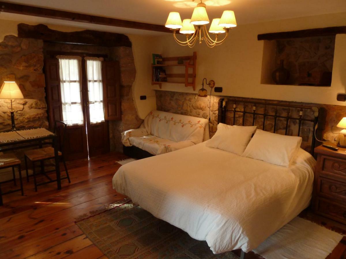Casa Rural La Cortina Pandiello ภายนอก รูปภาพ