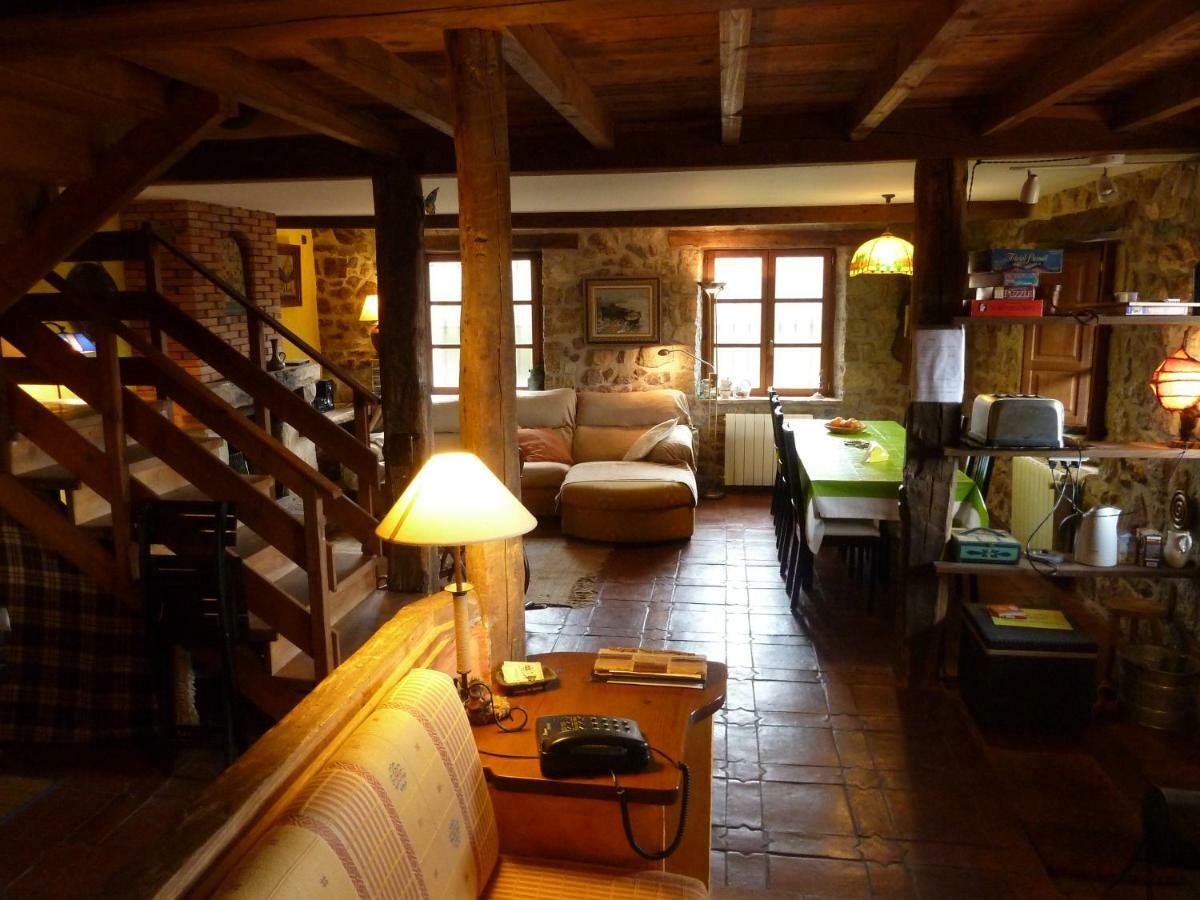 Casa Rural La Cortina Pandiello ภายนอก รูปภาพ